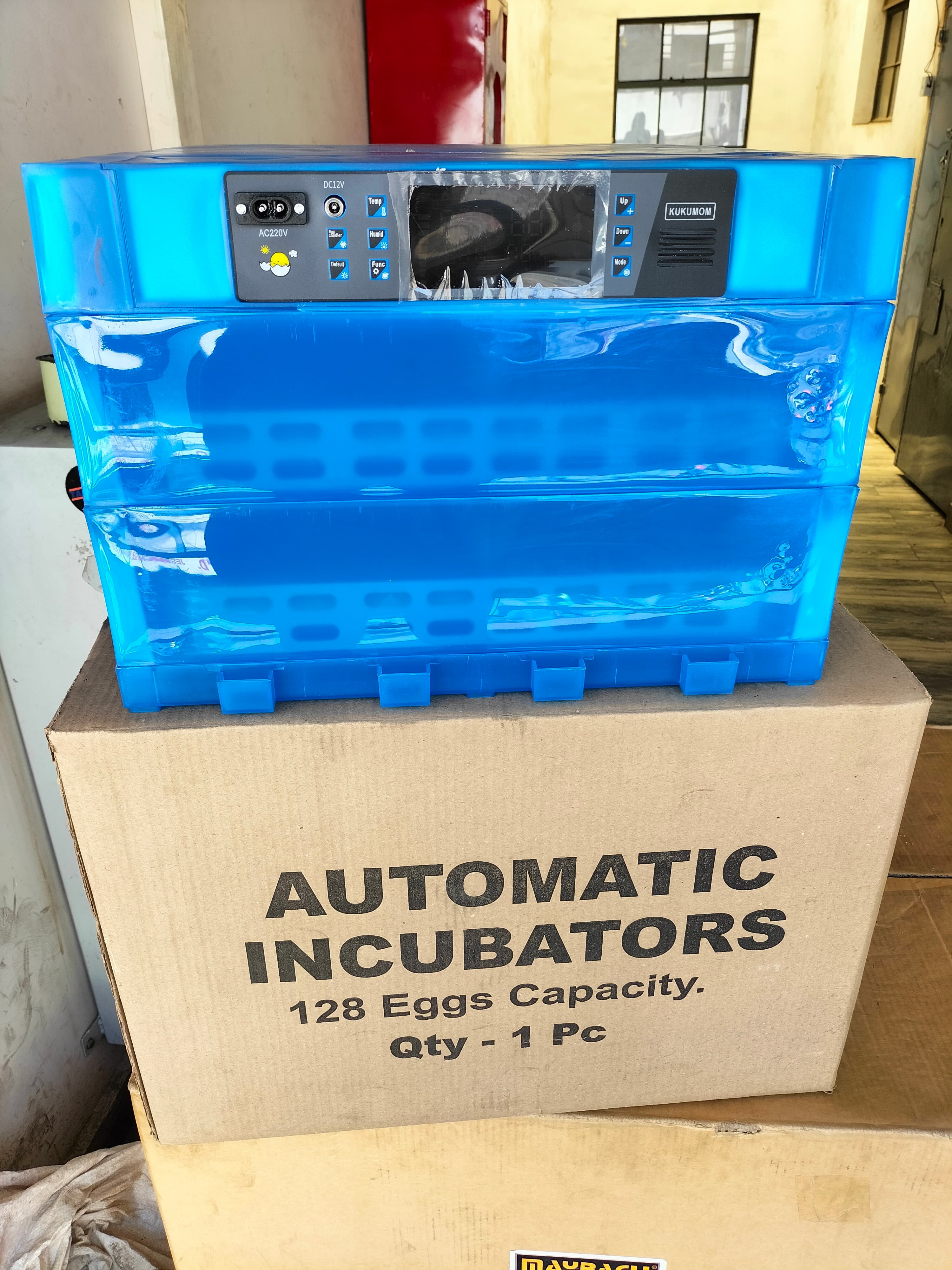 Kukumom 128 Eggs Automatic AC/DC Incubator