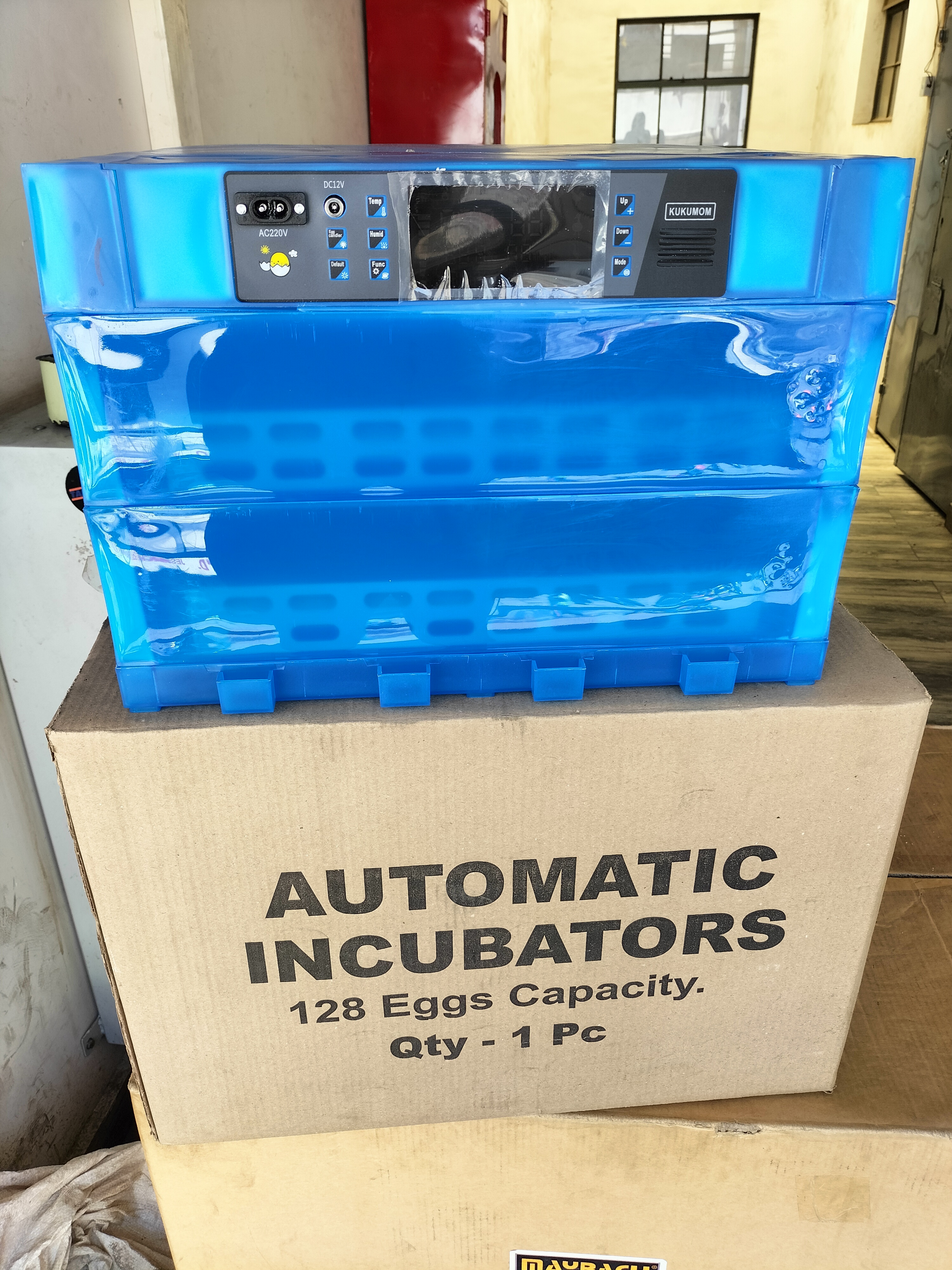 Kukumom 128 Eggs Automatic AC/DC Incubator