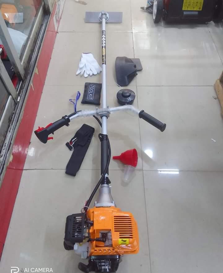 Dera 43cc 2-Stroke Petrol Brush Cutter
